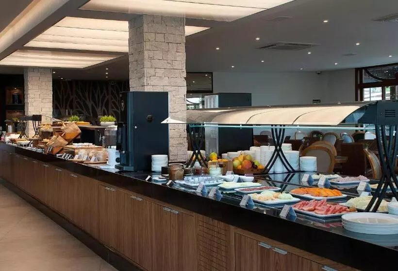 ホテル Bella Gramado Resort & Spa By Gramado Parks