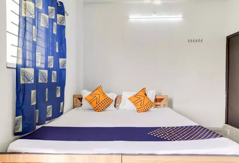 Spot On 78070 Hotel Sai Leela