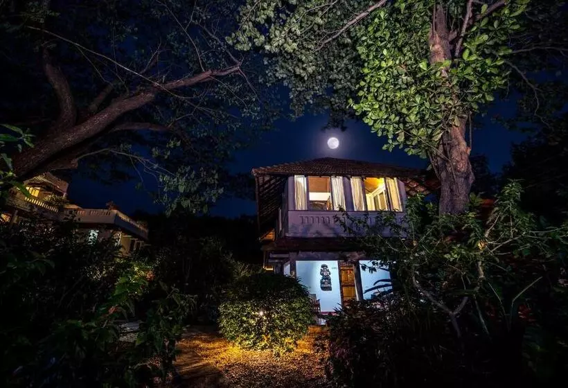 پانسیون Gaia's Garden Guest House
