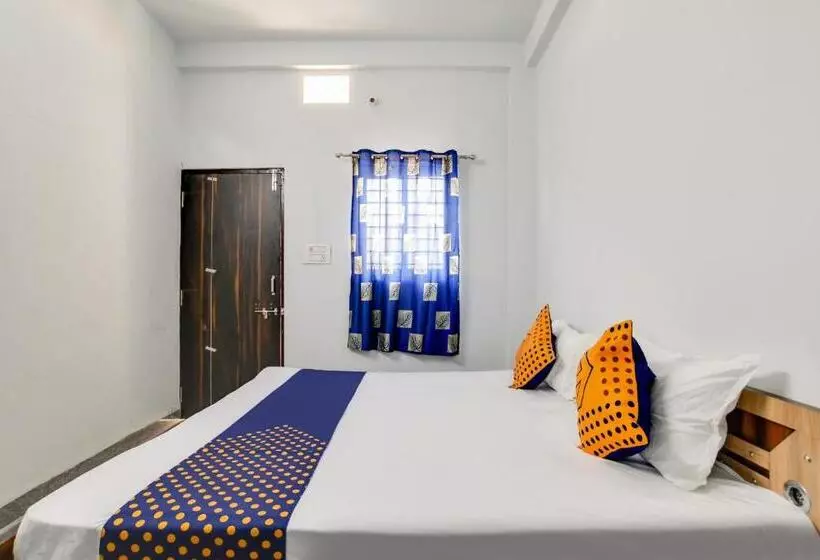Spot On 78070 Hotel Sai Leela