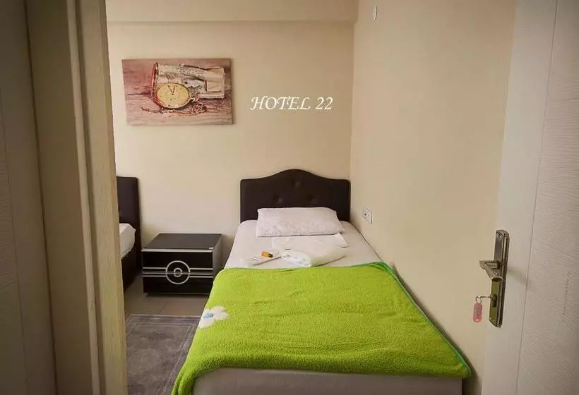 هتل 22