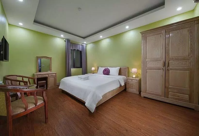 ホテル Golden Lotus Airport