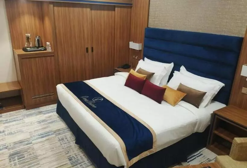 هتل Oriental Residence