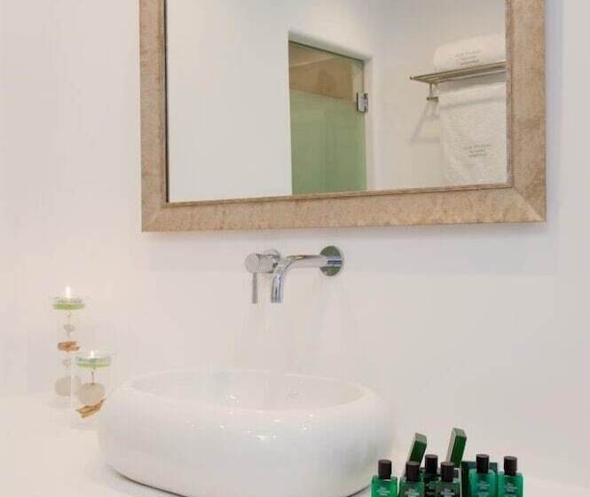 Hotel Absolute Bliss