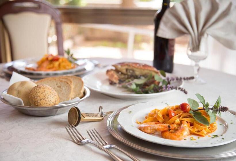 בית מלון כפרי Apollo