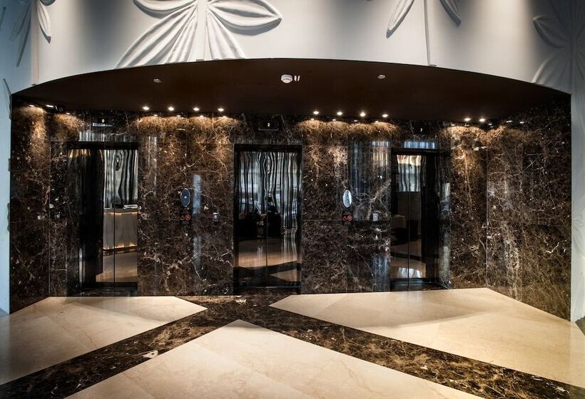 בית מלון כפרי Crowne Plaza Milan City, An Ihg