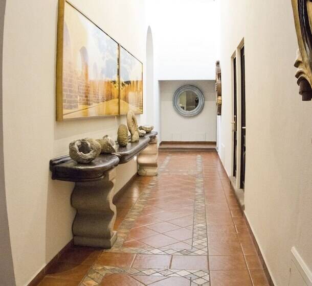 فندق Herencia By Hosting House