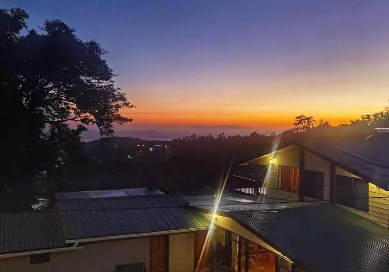 בית מלון כפרי Mar Inn Costa Rica