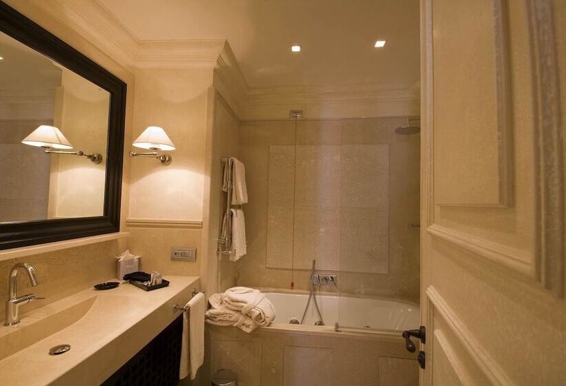 בית מלון כפרי Palazzo Gattini Luxury