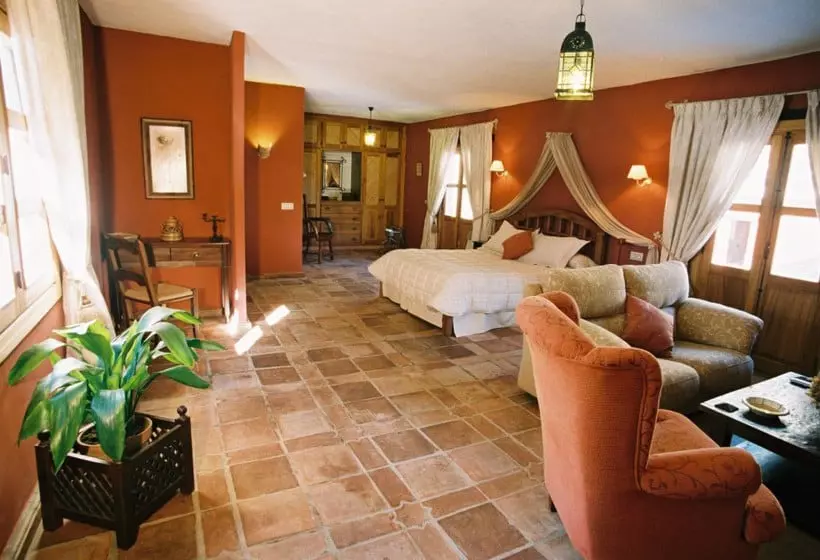 Hotelli Posada De Los Arrieros