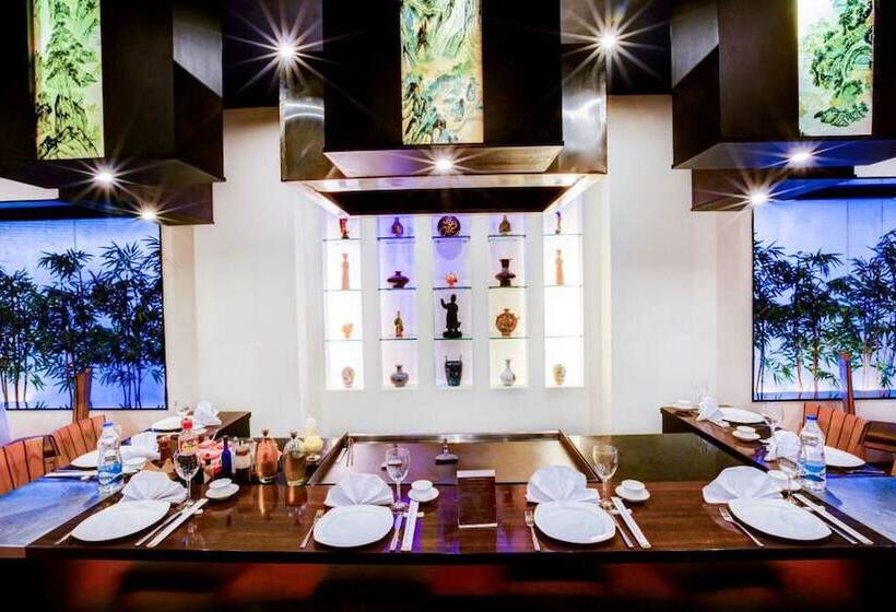 호텔 Radha Regent, Chennai