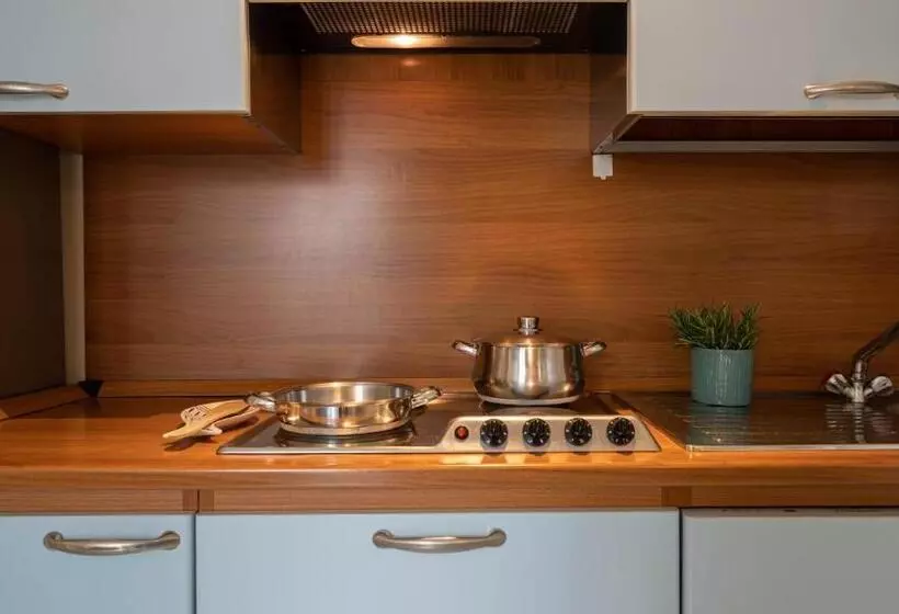 هتل Residence Capitol