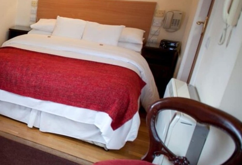 هتل The Leeson Lodge