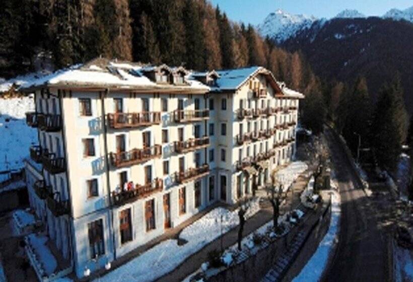 Palace Pontedilegno Resort