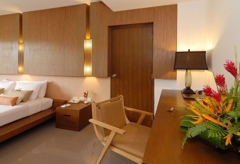 Peach Blossom Resort & Pool Villa Sha Plus