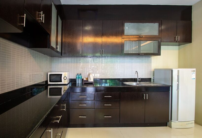 Peach Blossom Resort & Pool Villa Sha Plus