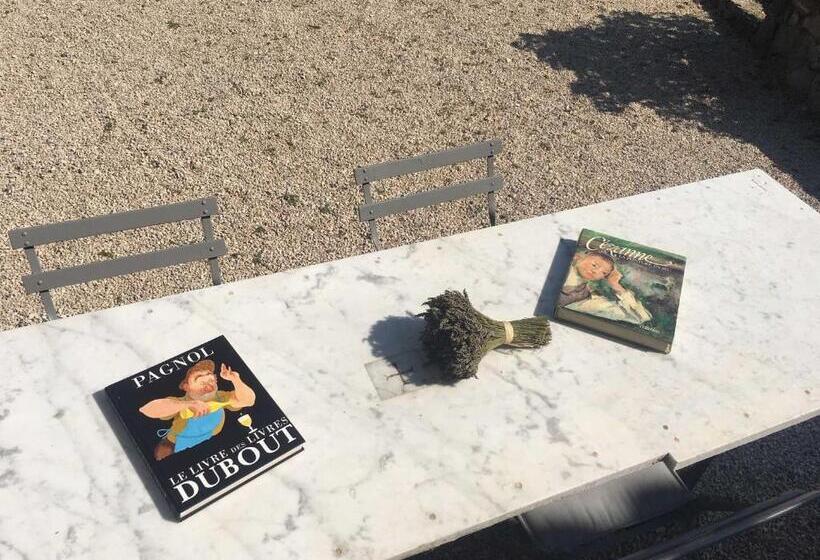 ベッドアンドブレックファースト Le Moulin En Provence