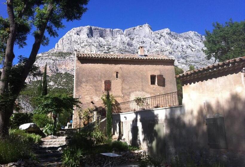 ベッドアンドブレックファースト Le Moulin En Provence