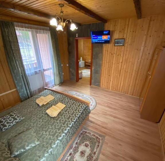 Hotel-cápsula краса карпат