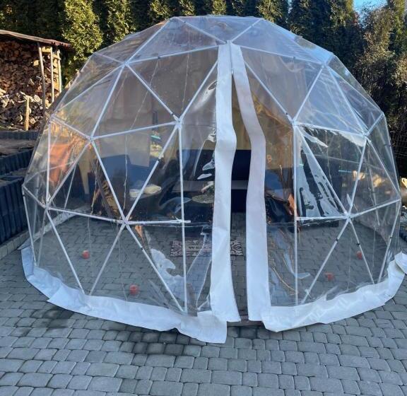 Hotel-cápsula краса карпат