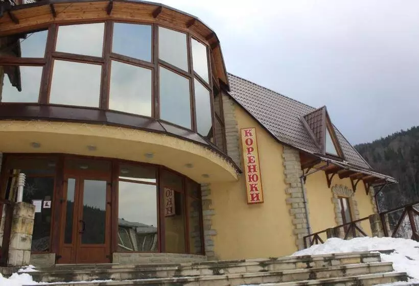 Majatalo садиба коренюки