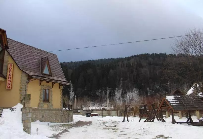 Majatalo садиба коренюки