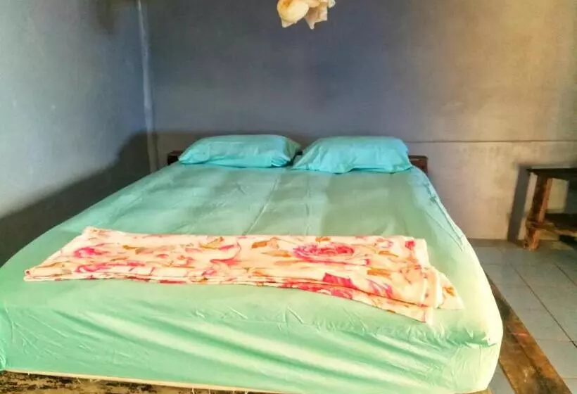 Majatalo Lae Tawan Bungalow