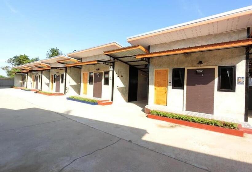 אתר נופש ดาธชา ลอฟท์วิว