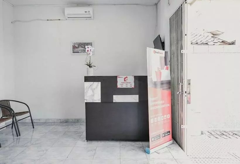هتل Reddoorz @ Jalan Narada Lampung