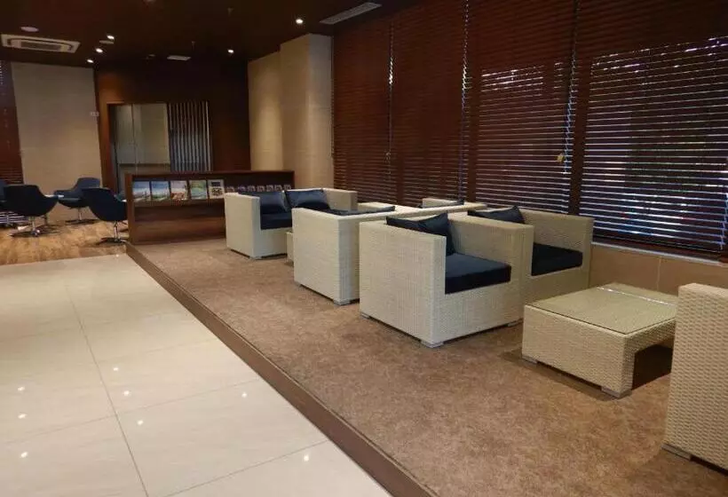 Wishton Hotel Yangon