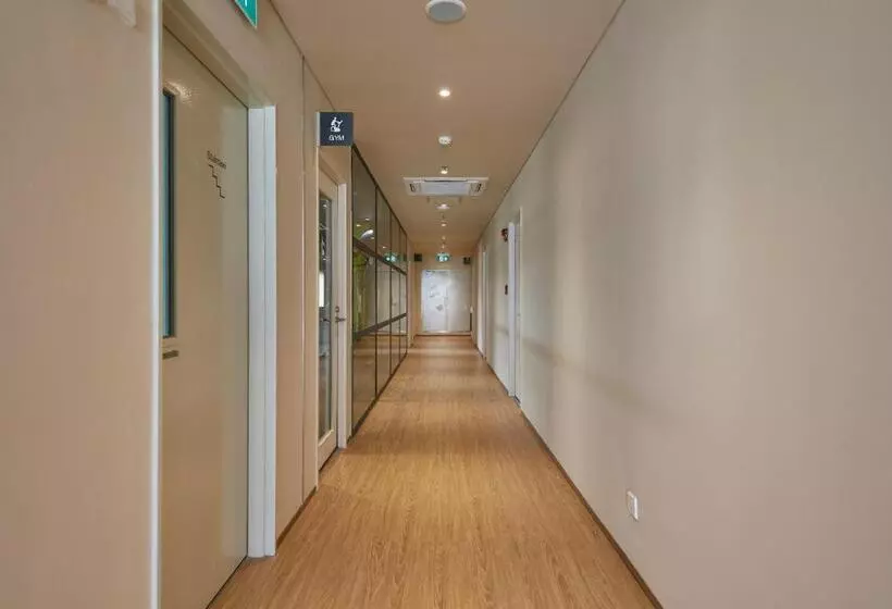 Wishton Hotel Yangon