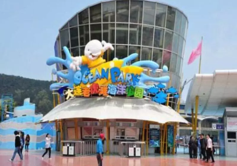 هتل Greentree Inn Dalian North Railway Station Express