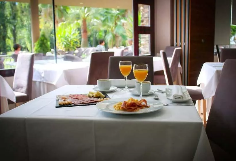 Отель Balneario Valle Del Jerte