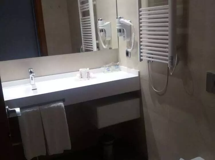 Отель Balneario Valle Del Jerte