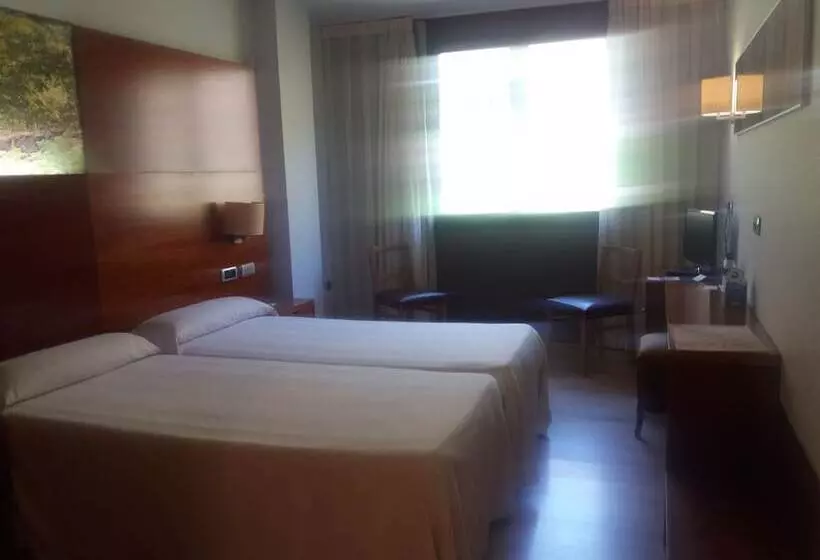 Отель Balneario Valle Del Jerte