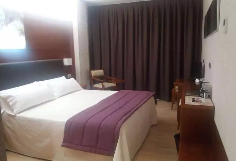 Отель Balneario Valle Del Jerte