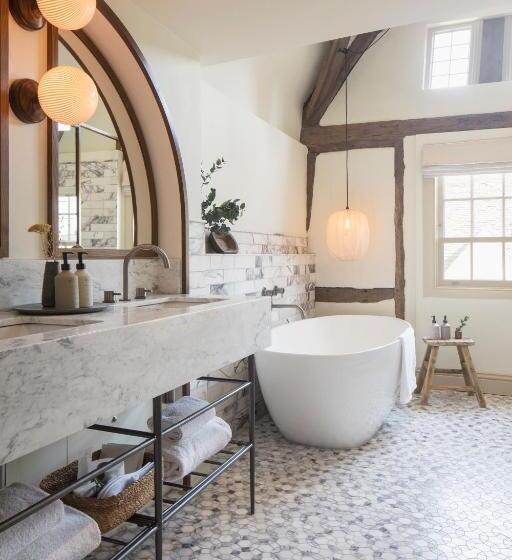 בית מלון כפרי Bull Burford