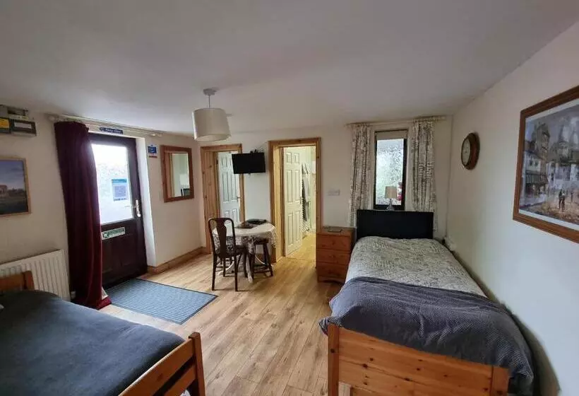 酒店 Burnt House Farm