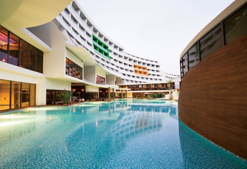 ホテル Cornelia Diamond Golf Resort & Spa