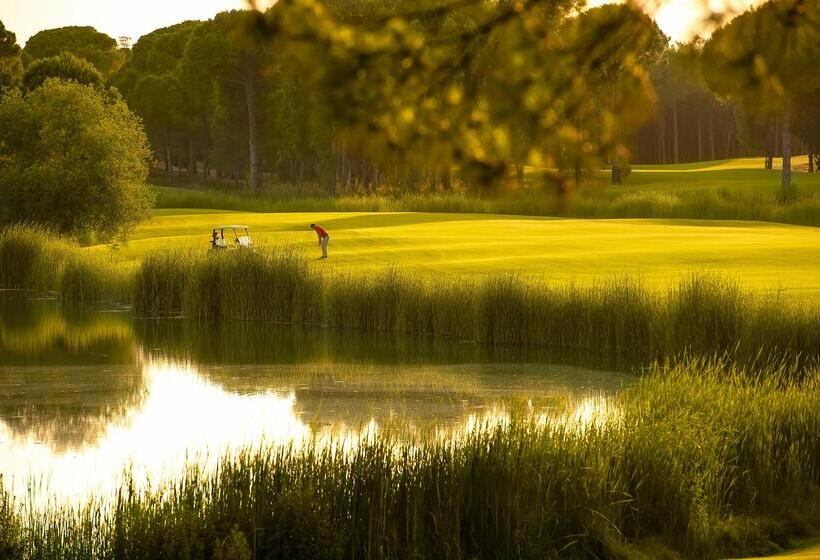 ホテル Cornelia Diamond Golf Resort & Spa