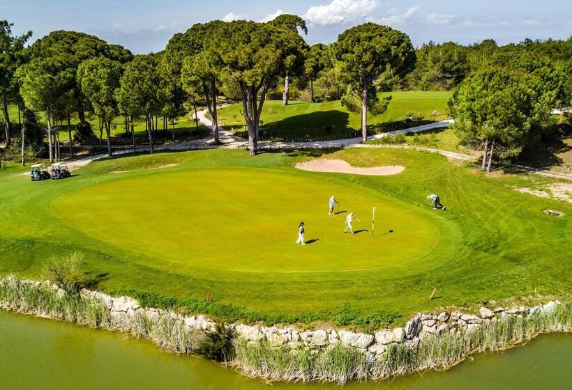 ホテル Cornelia Diamond Golf Resort & Spa