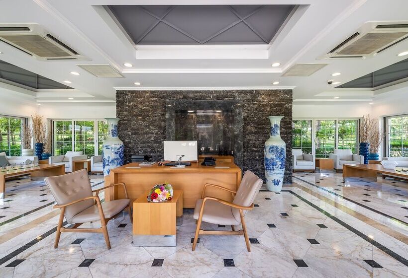 ホテル Cornelia Diamond Golf Resort & Spa