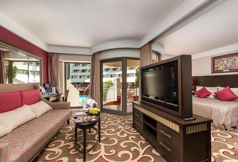 ホテル Cornelia Diamond Golf Resort & Spa