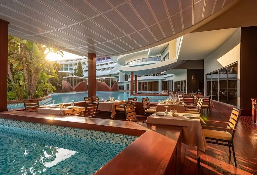 Hotel Cornelia Diamond Golf Resort & Spa