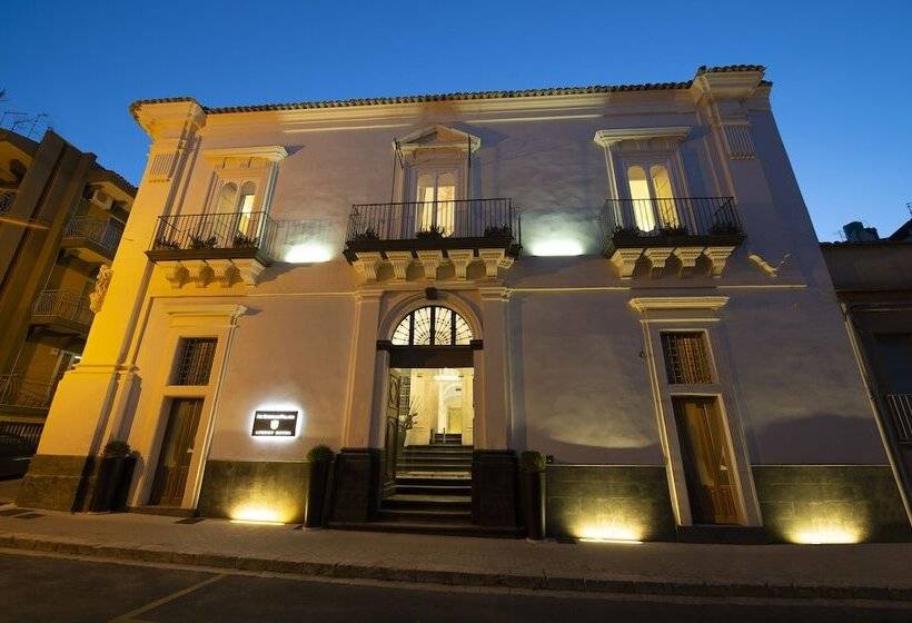 酒店 De Stefano Palace Luxury