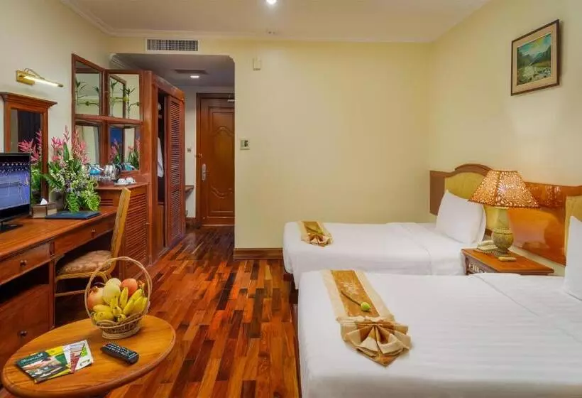 هتل Dragon Royal Angkor