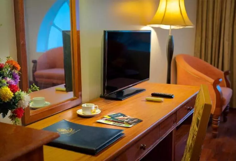 هتل Dragon Royal Angkor