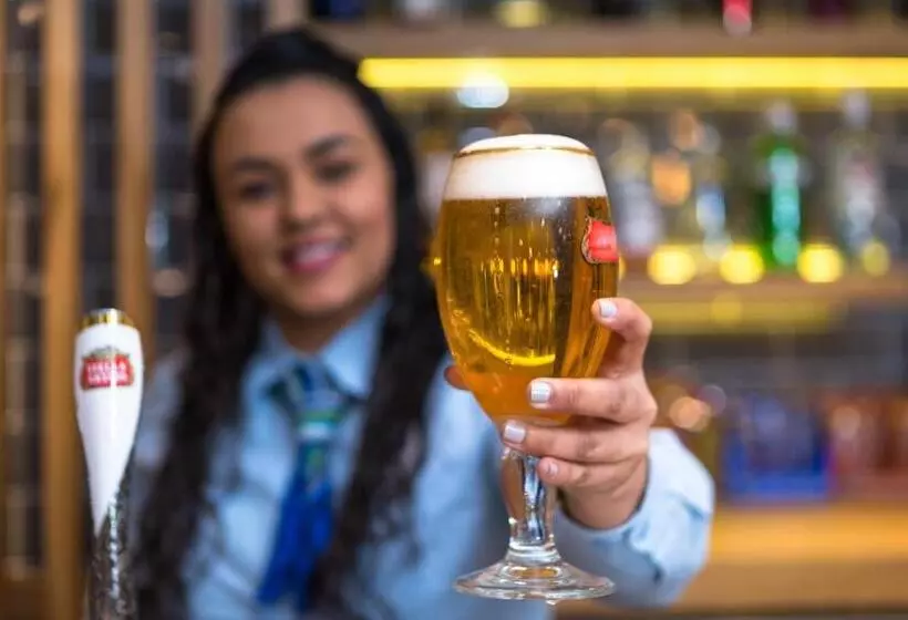 호텔 Holiday Inn Express London Watford Junction, An Ihg