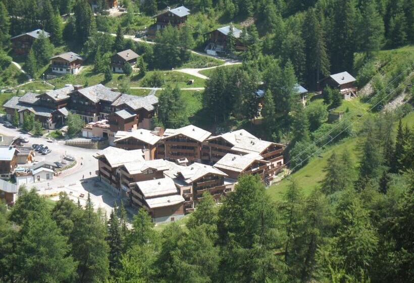 Отель Lagrange Vacances Les Chalets Edelweiss