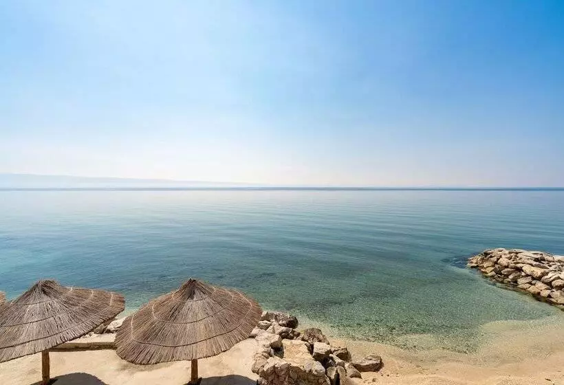 هتل Rooms Vedrana